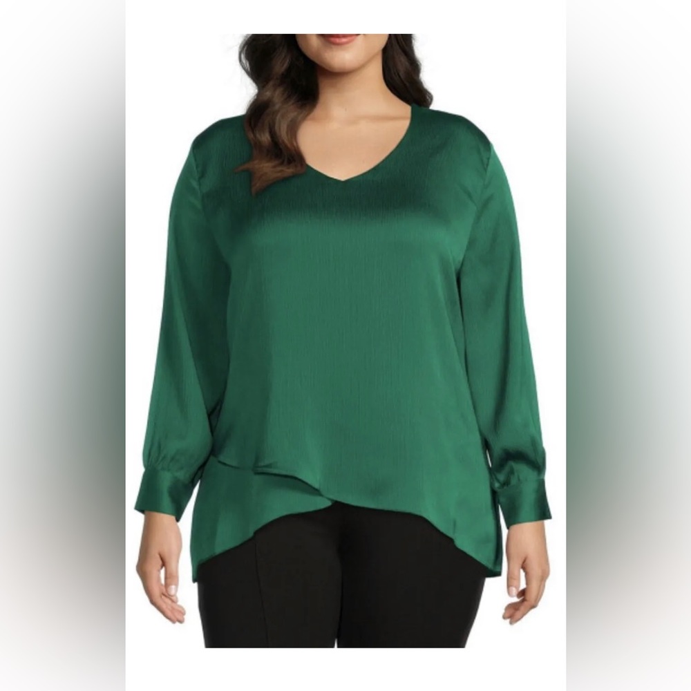 NWT Calessa Size XL Satin V-Neck Long Sleeve Crossover Hem Blouse Emera…
